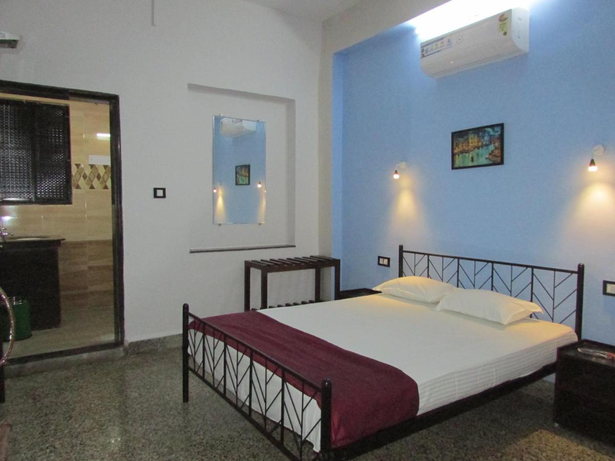 Sanrit Hotel GOA Exteriér fotografie